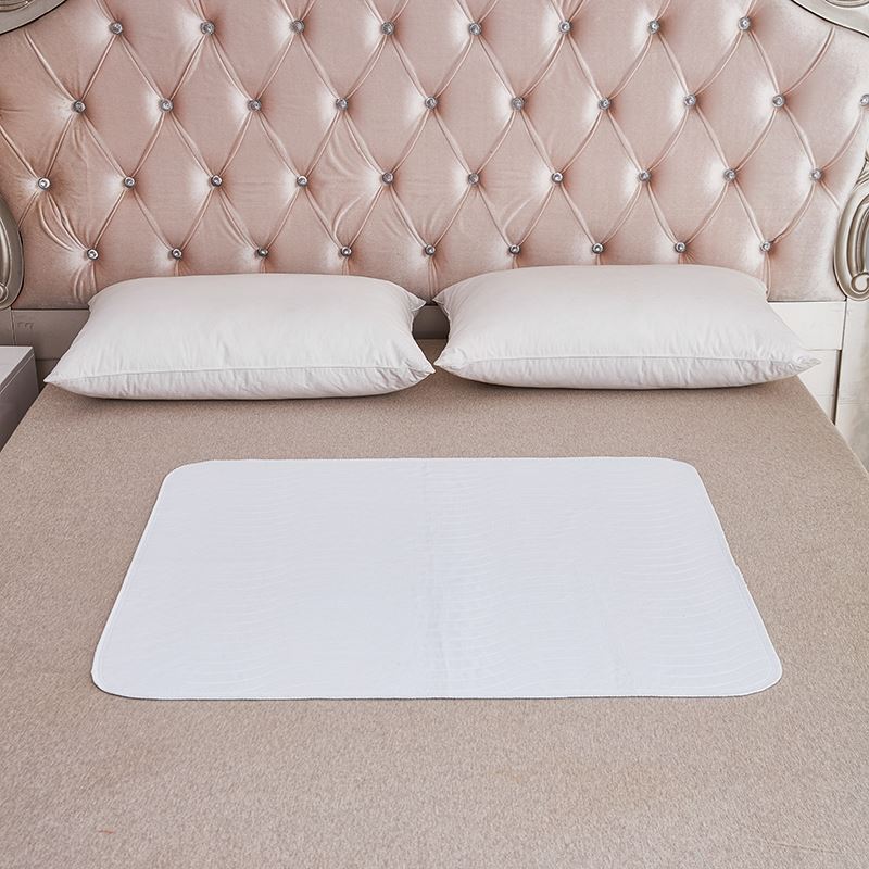 Plain-Colored Looped Fluff Urine Separator Pad
