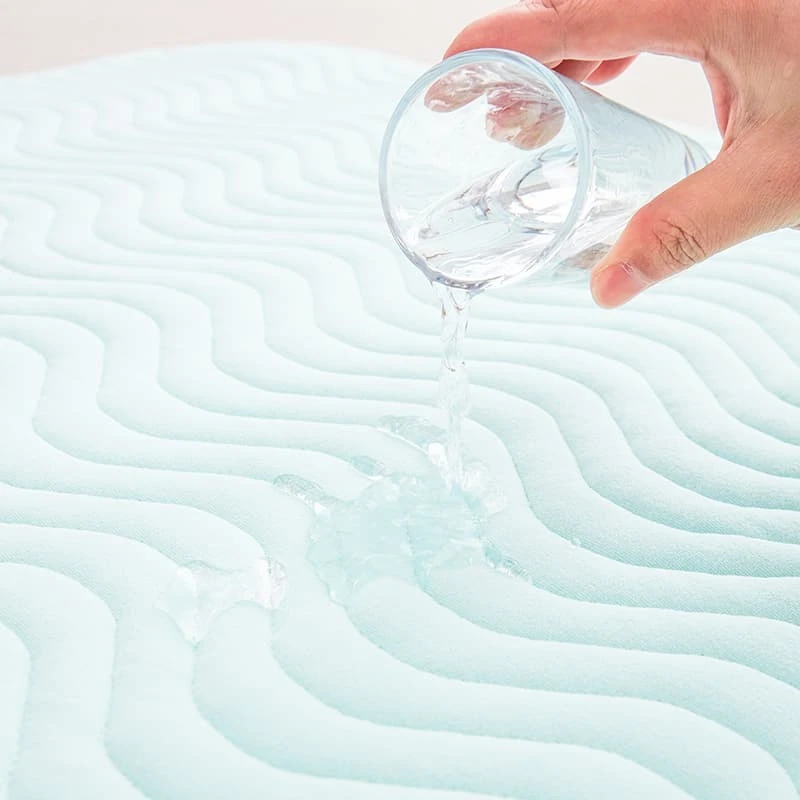 Plain-Colored Looped Fluff Urine Separator Pad high quality